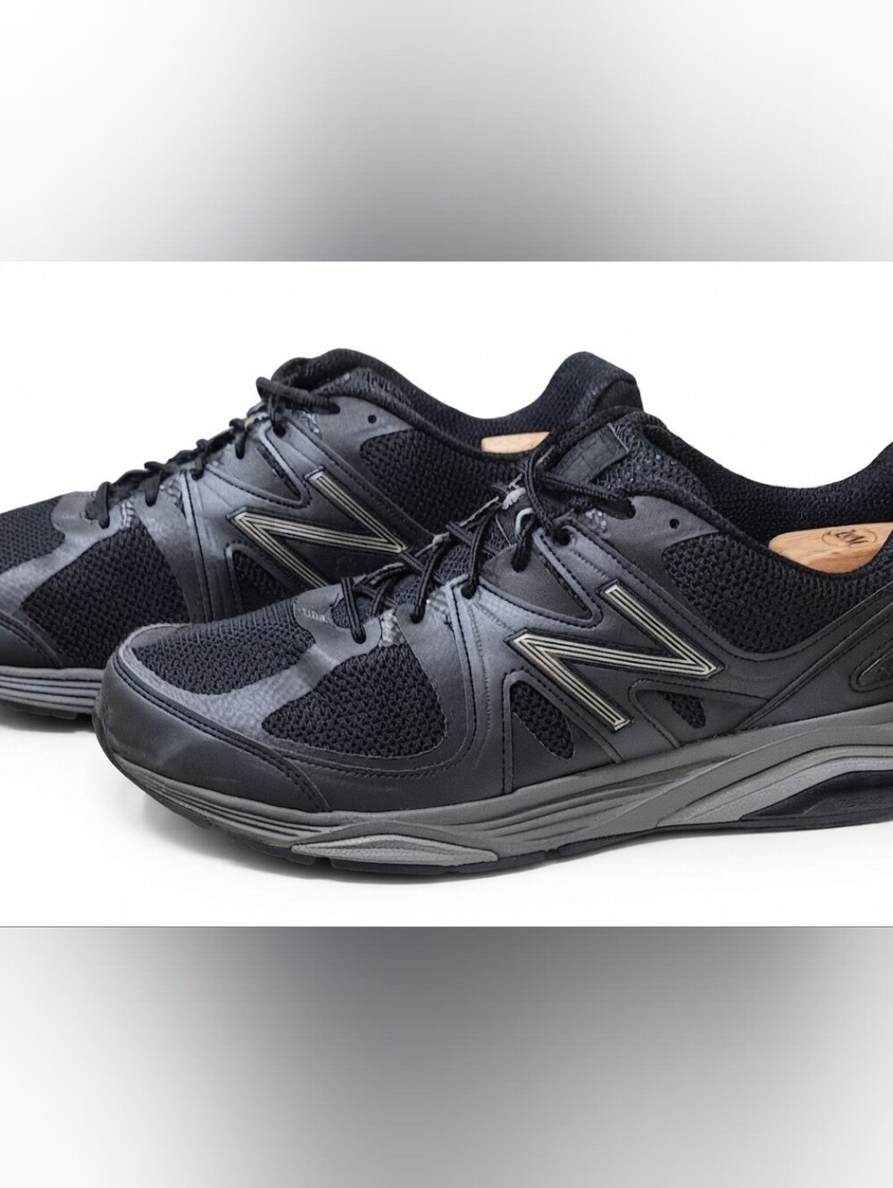 New Balance 1540v2 Mens 12 4E Wide Black Running Shoes M1540BK2 ROLLBAR Sneaker